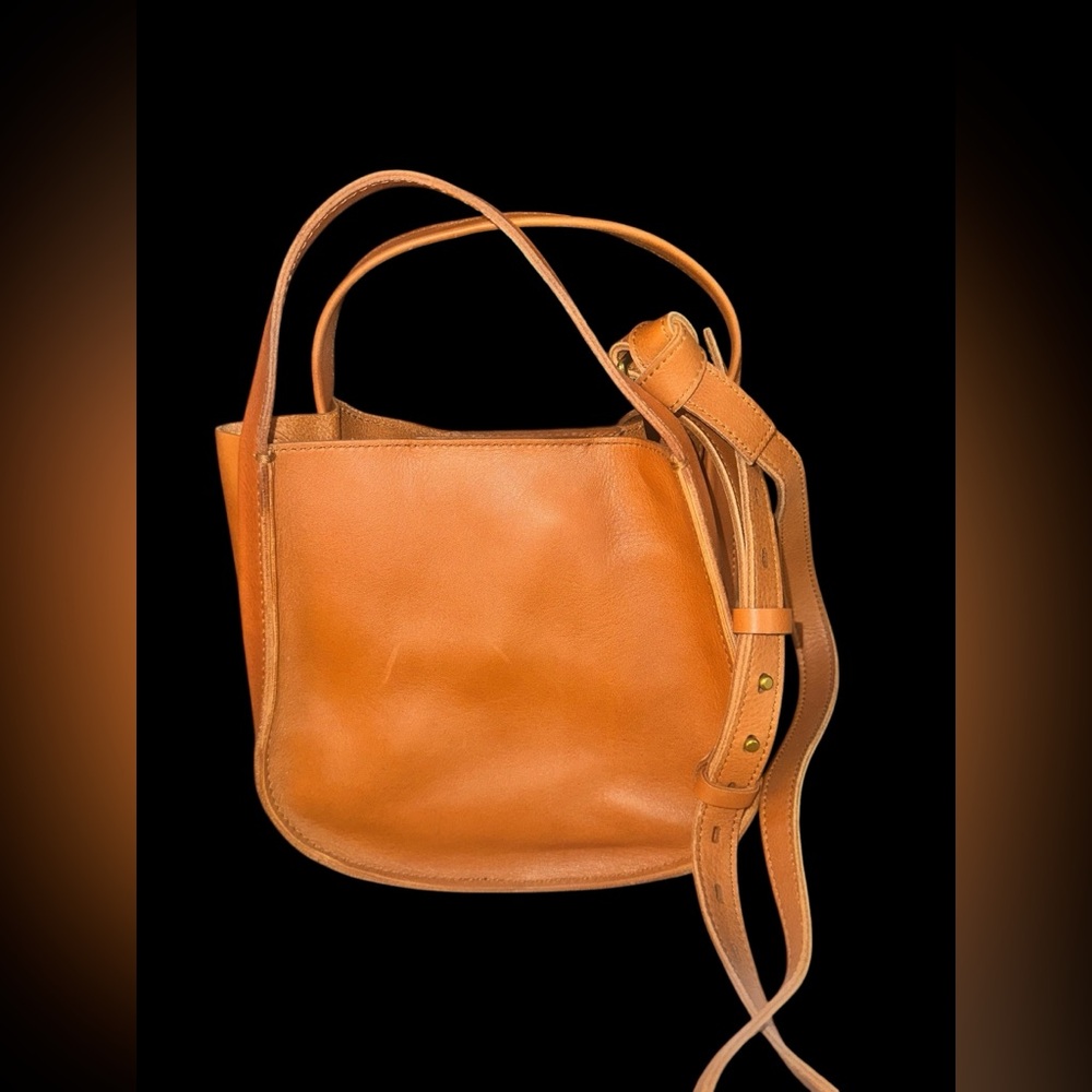 NWT Madewell Leather Bag- Sydney Collection Purse MSRP $178